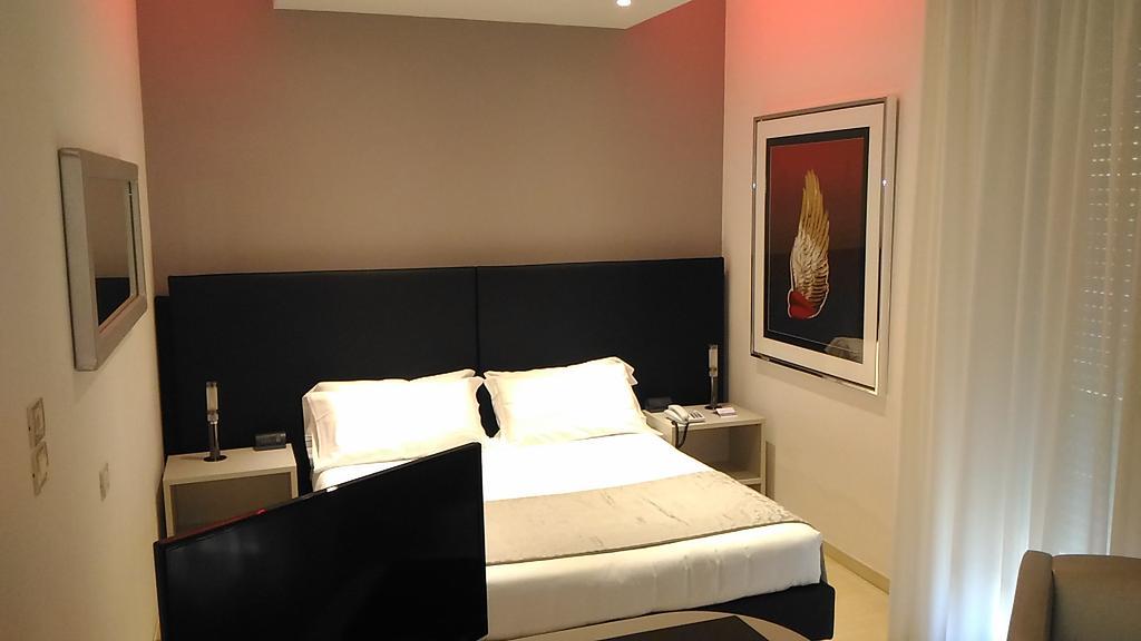 Hotel Michelangelo 밀라노마리티마 외부 사진